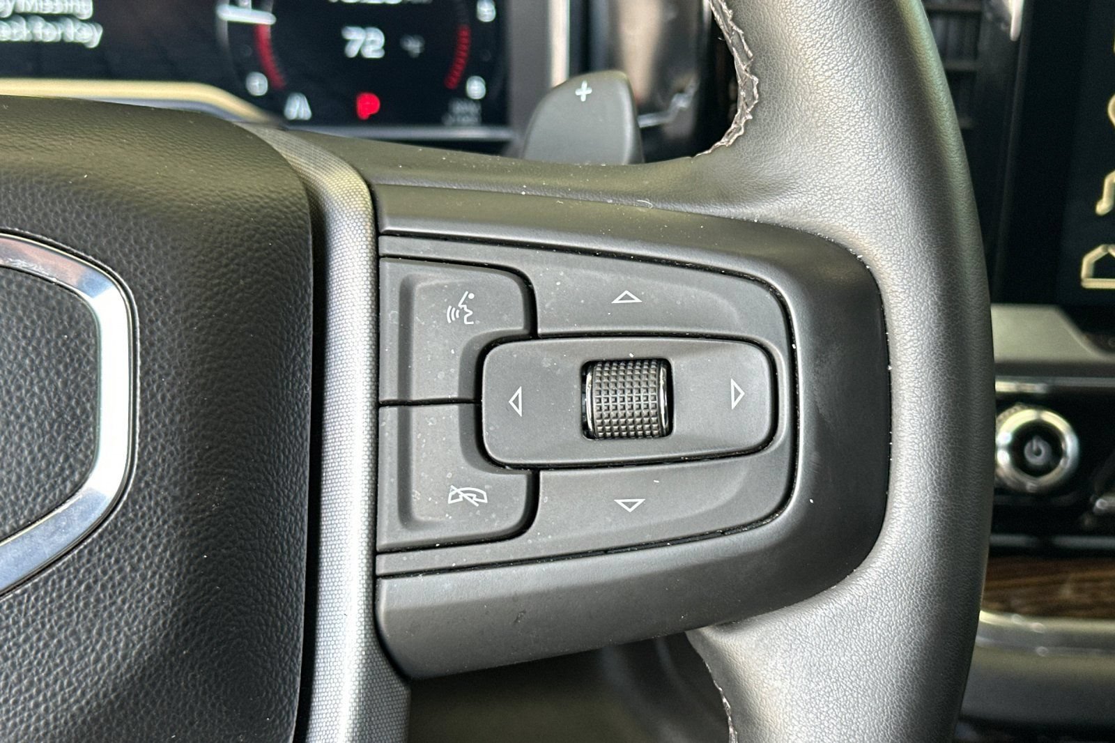 Used 2023 GMC Sierra 1500 Elevation w/ Preferred Package RWD image 29