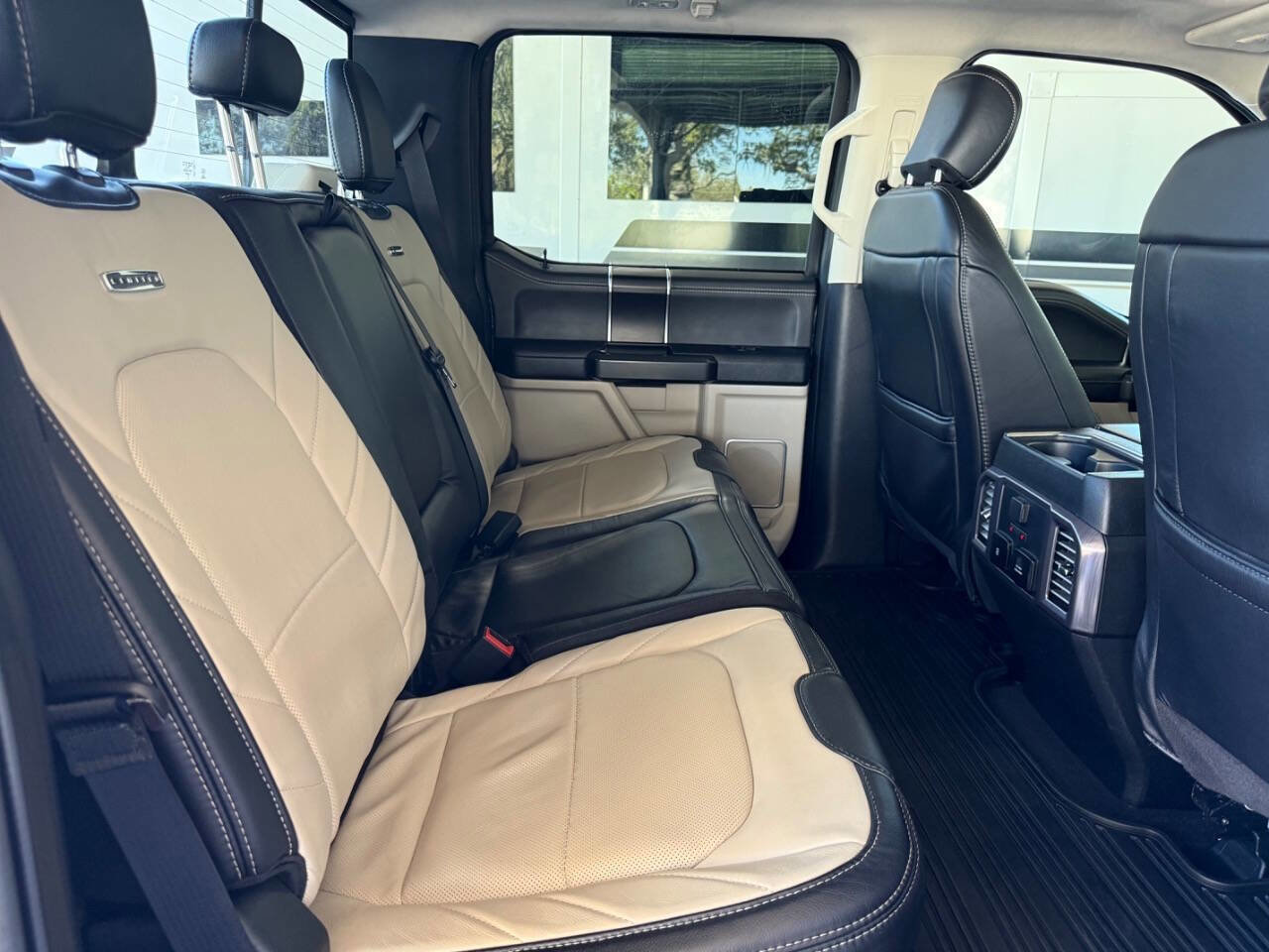 Used 2020 Ford F450 Limited w/ FX4 Off-Road Package image 24