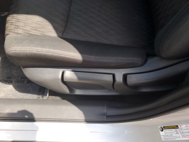 Used 2017 Nissan Rogue S w/ S Appearance Package AWD/4WD image 18