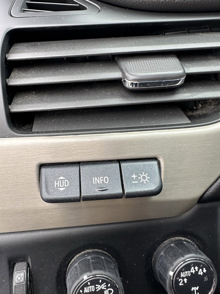 Used 2019 GMC Yukon Denali w/ Open Road Package image 13