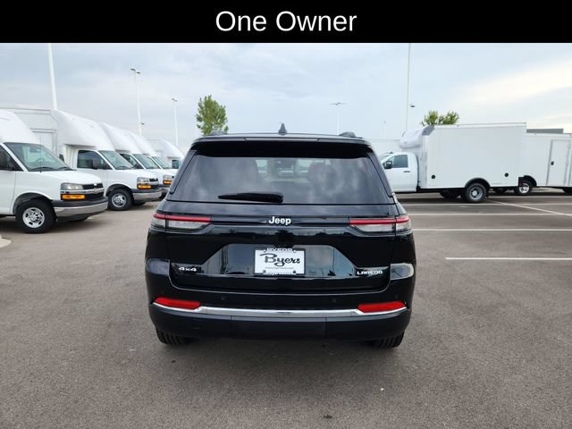 Used 2025 Jeep Grand Cherokee Laredo AWD/4WD image 9