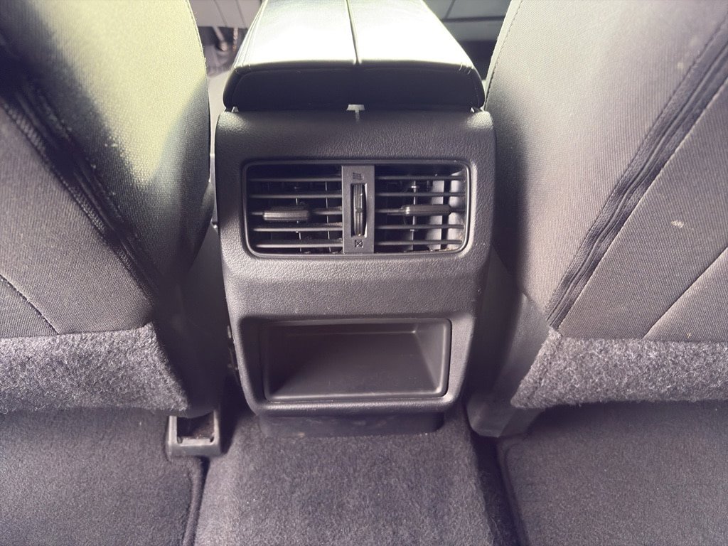 Used 2023 Nissan Rogue S image 20