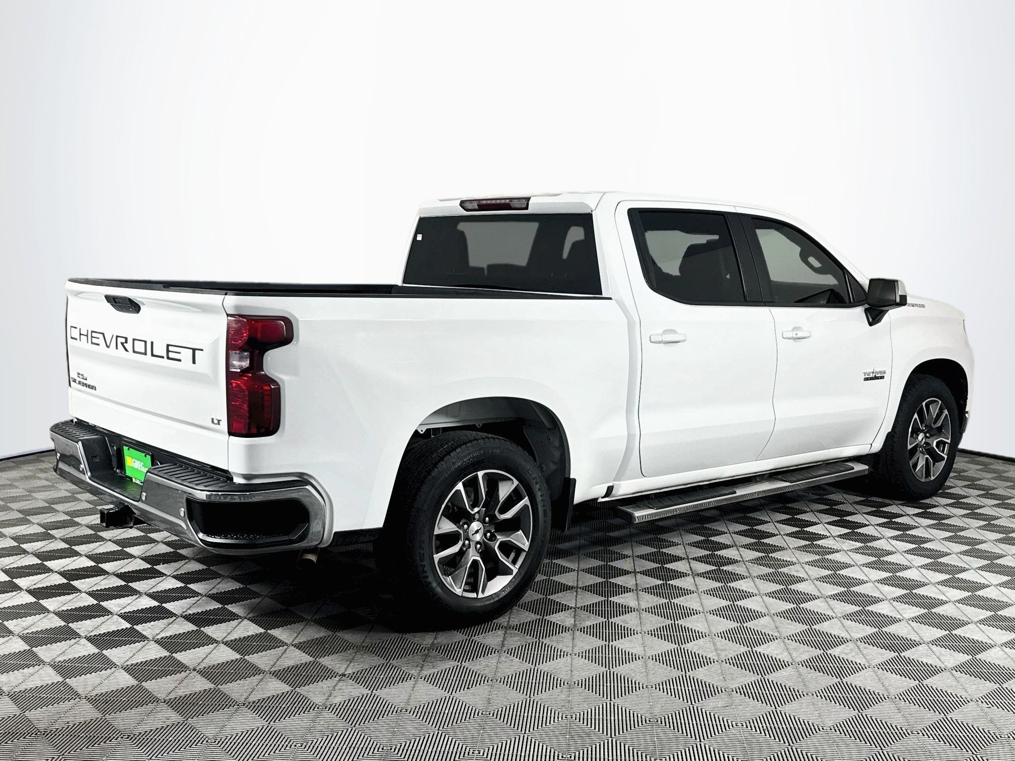 Used 2020 Chevrolet Silverado 1500 LT w/ Texas Edition RWD image 8