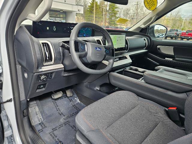 Certified 2025 Ford Expedition Max Active AWD/4WD image 17