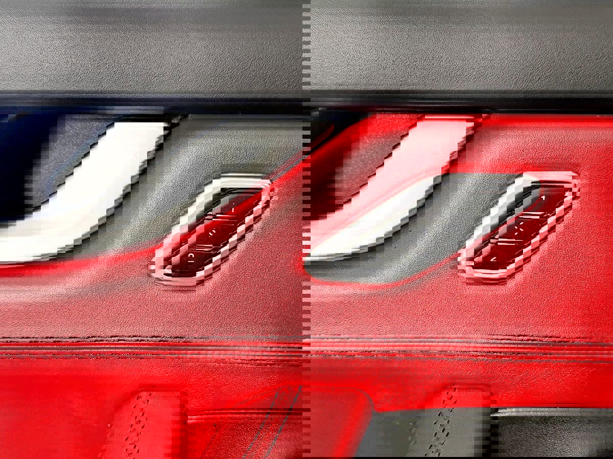 Used 2017 Maserati Levante S image 18