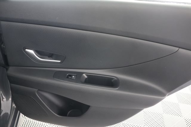 Certified 2023 Hyundai Elantra SEL FWD image 26