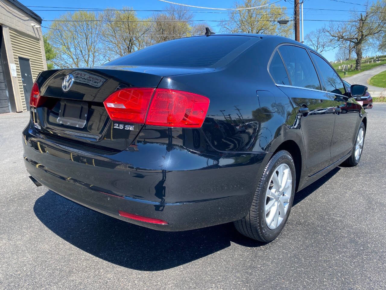 Used 2013 Volkswagen Jetta SE image 3