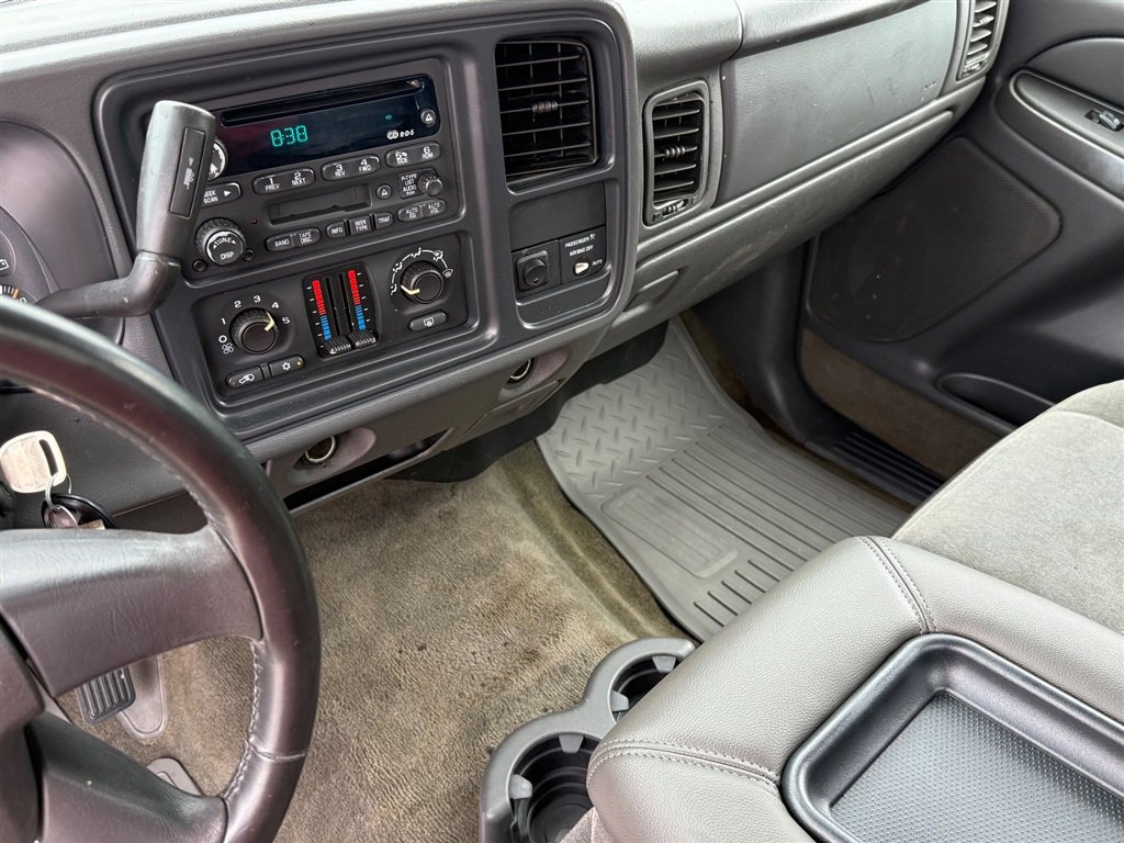 Used 2004 GMC Sierra 1500 SLE w/ Light Duty Power Package AWD/4WD image 19