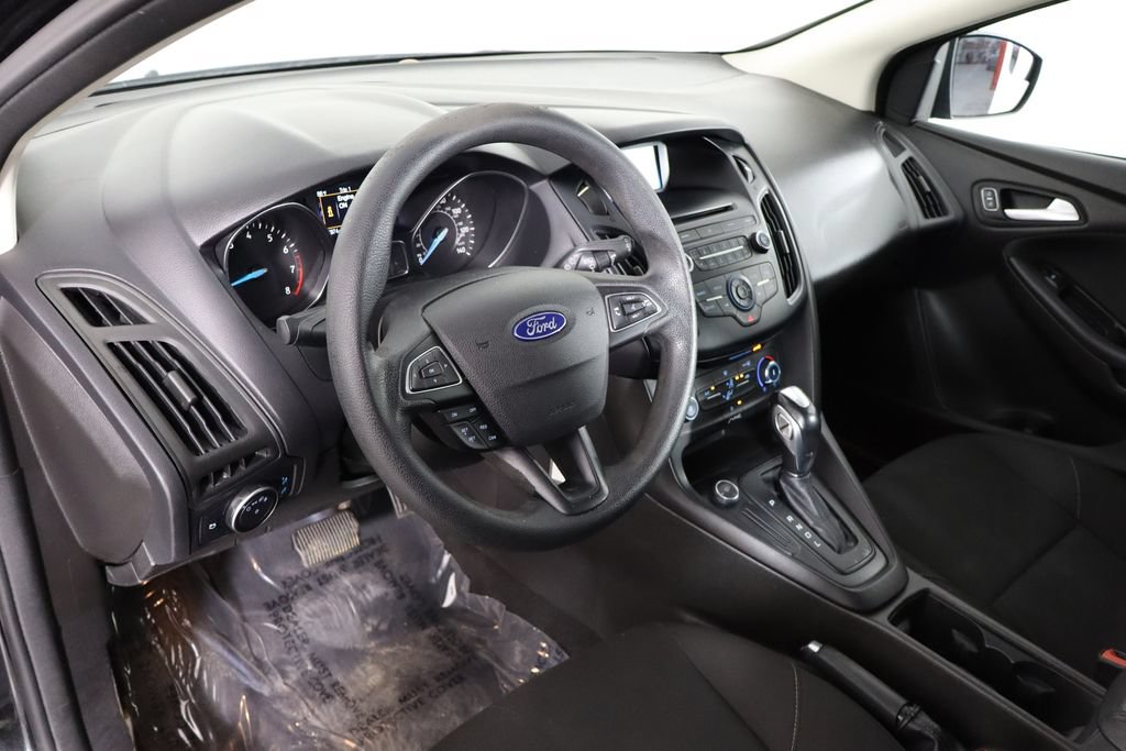 Used 2015 Ford Focus SE FWD image 24