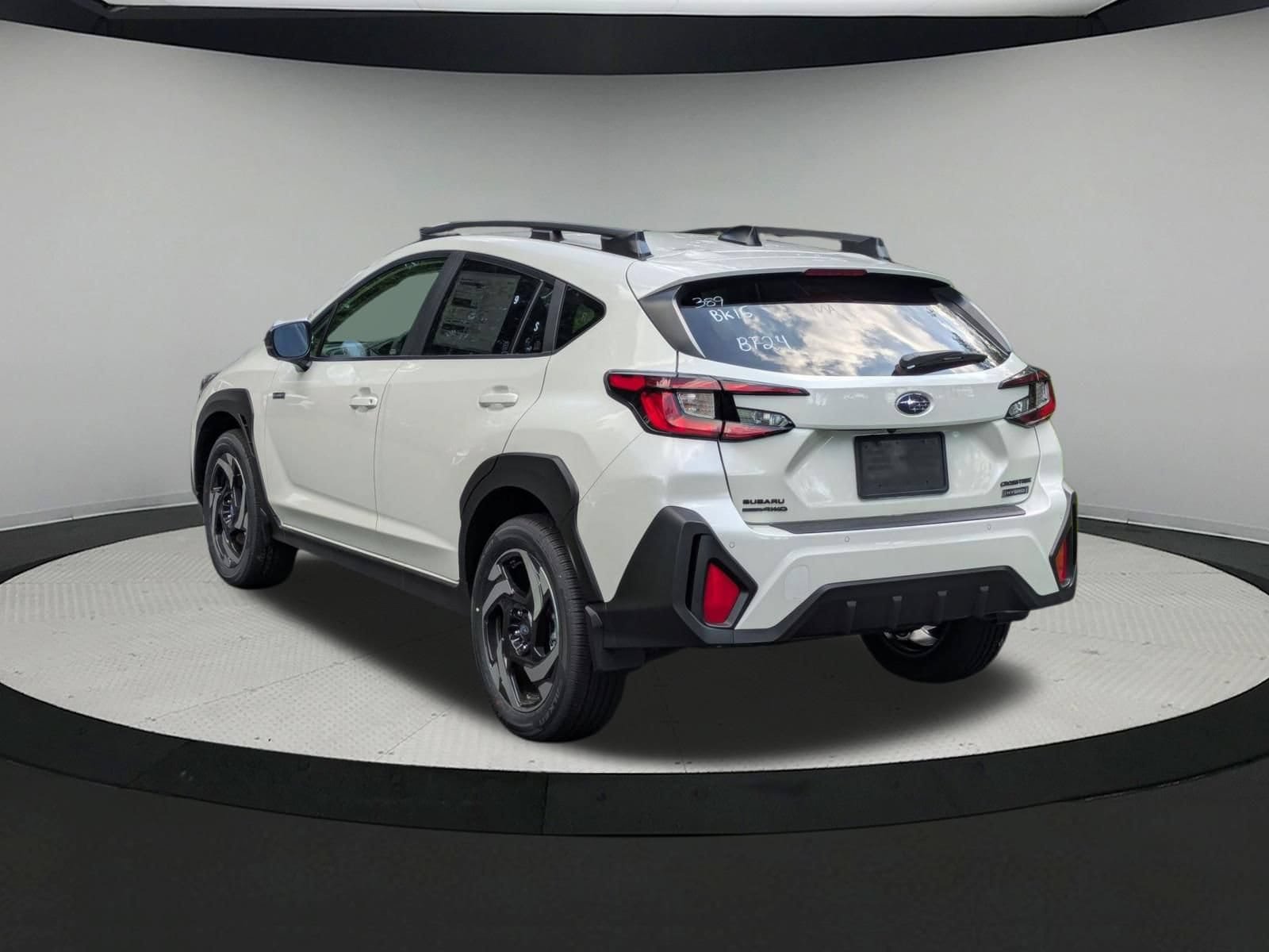 New 2026 Subaru Crosstrek 2.5i Limited AWD/4WD image 4