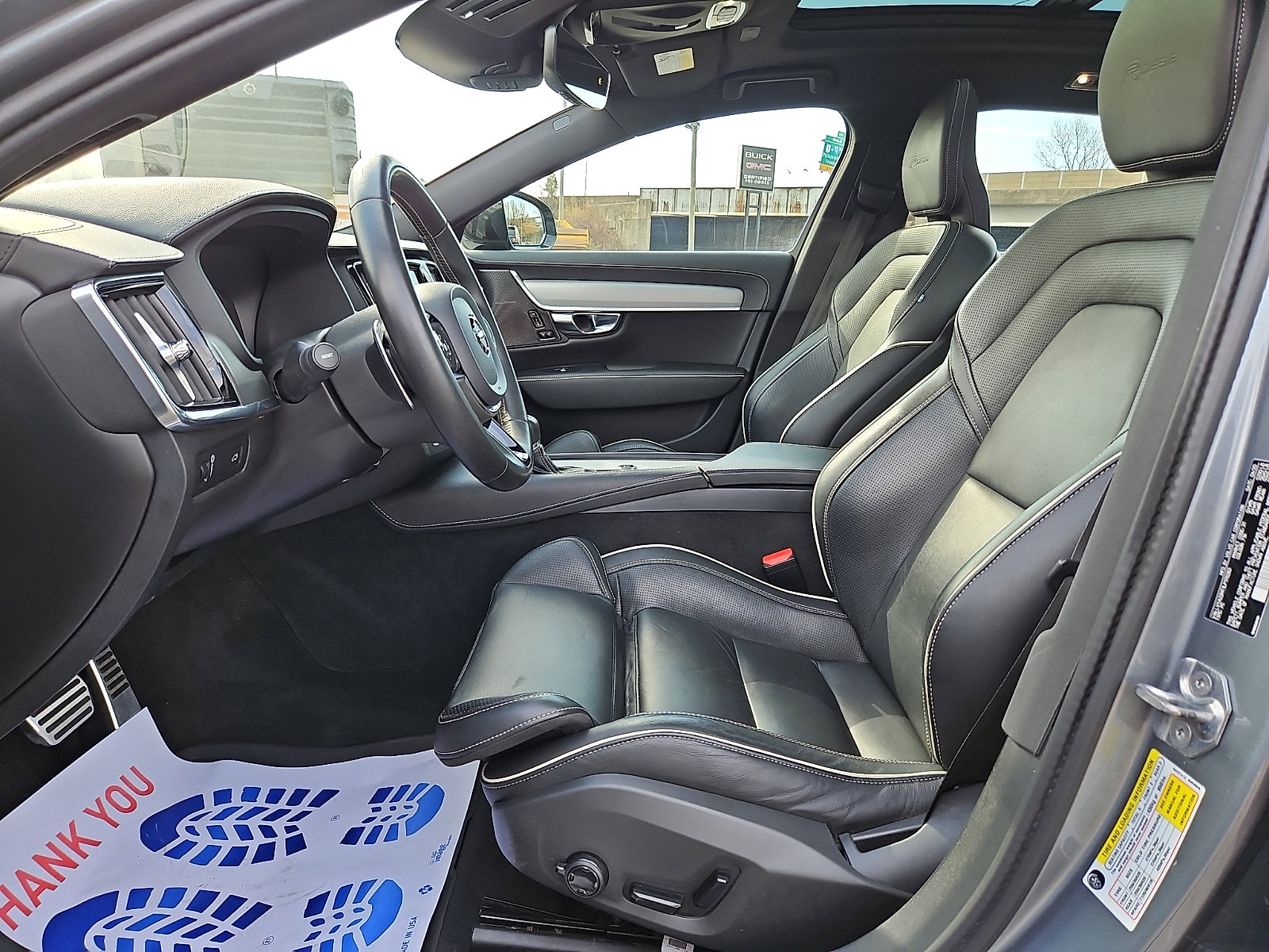 Used 2020 Volvo S90 T6 R-Design image 13