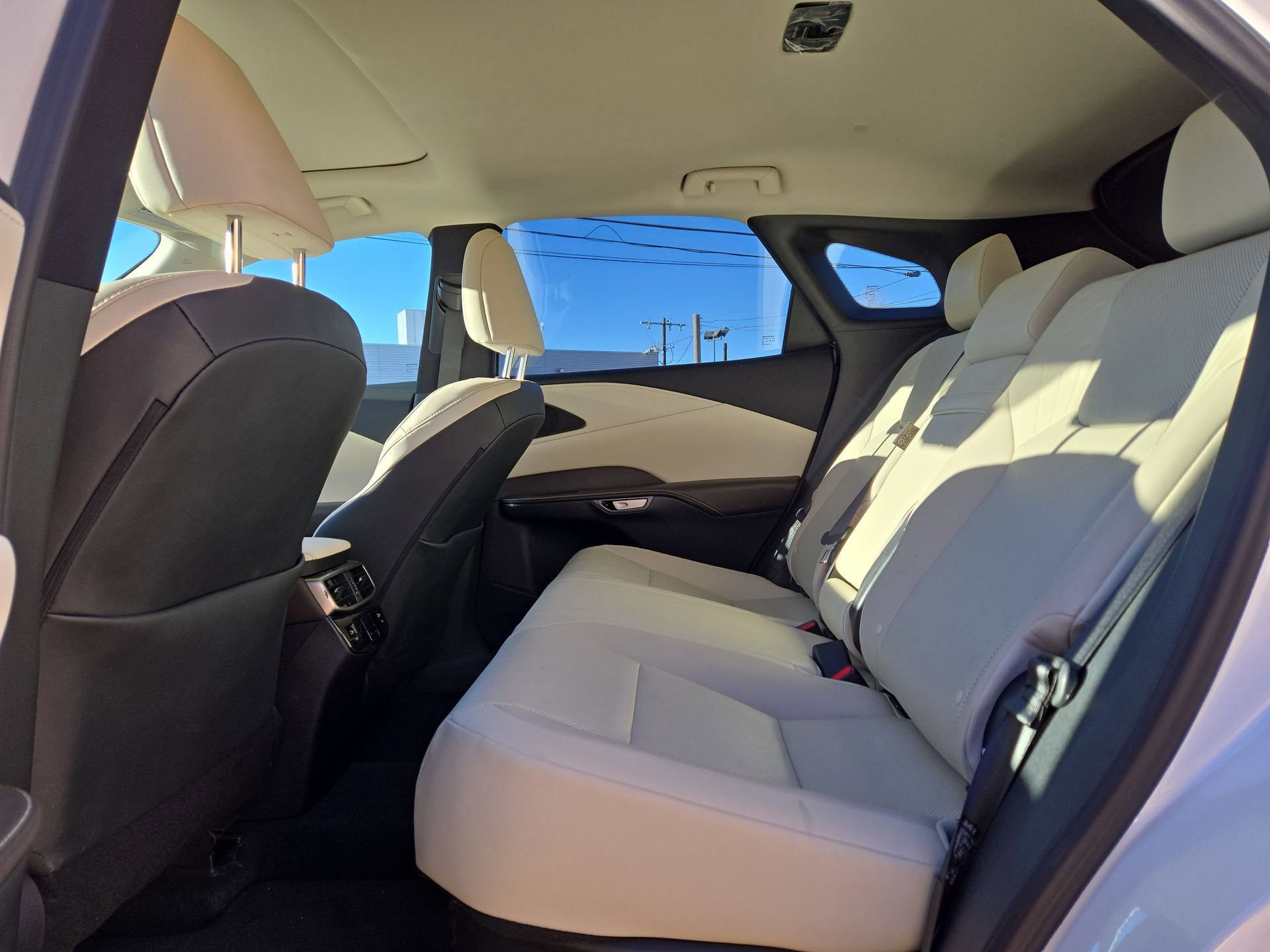 Certified 2023 Lexus RX 350 FWD w/ Cold Area Package image 13