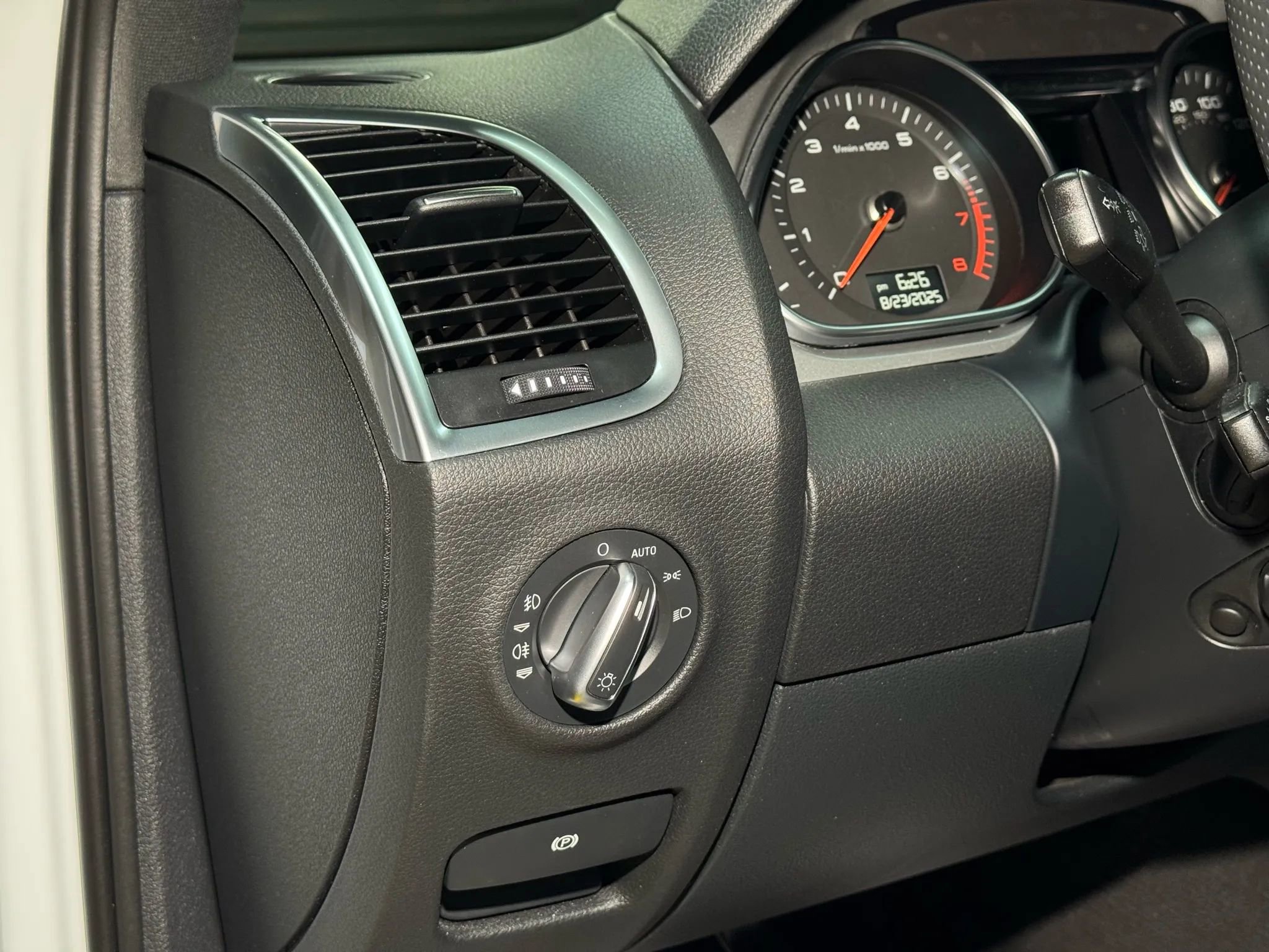 Used 2013 Audi Q7 3.0T S line Prestige w/ S Line Pkg image 48