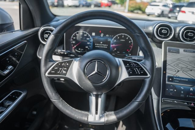 Used 2023 Mercedes-Benz GLC 300 4MATIC image 30
