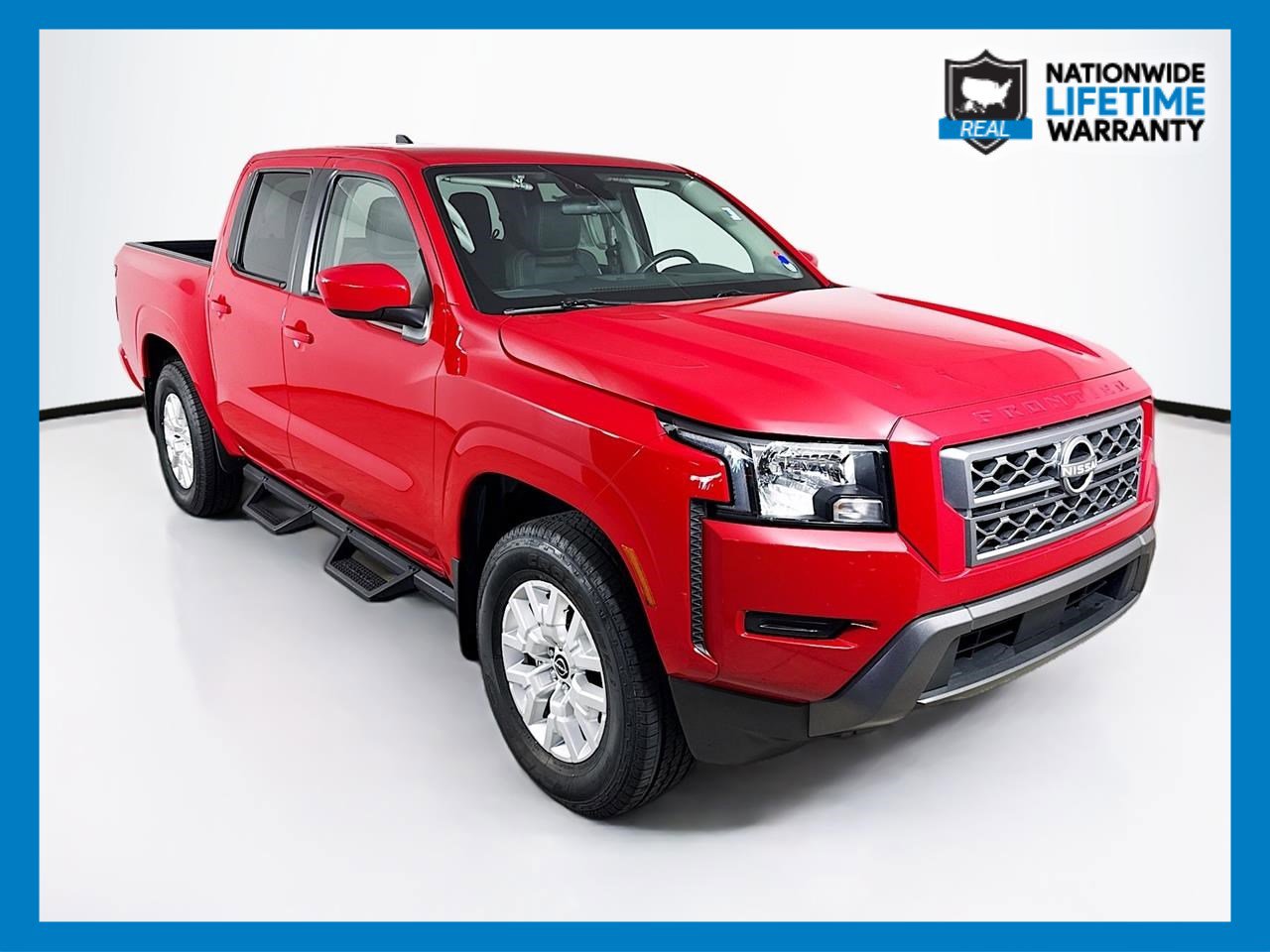 Used 2022 Nissan Frontier SV image 1