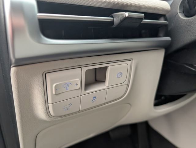 New 2026 Hyundai Tucson SEL image 17