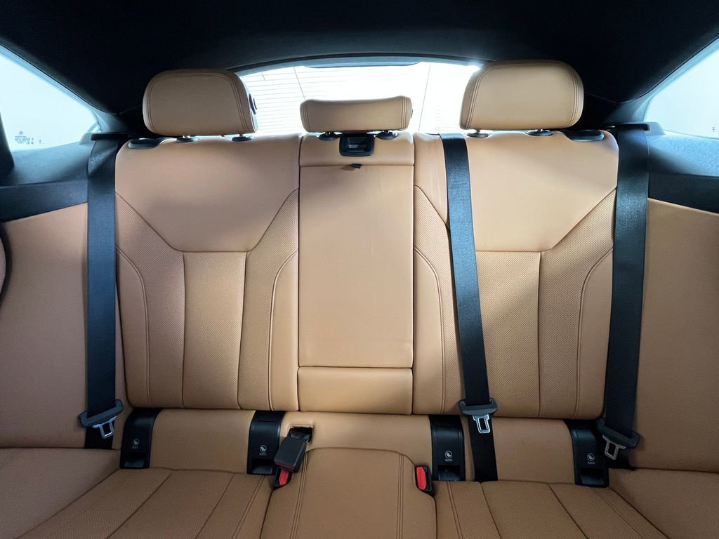 Used 2023 BMW i4 eDrive35 w/ Premium Package image 13