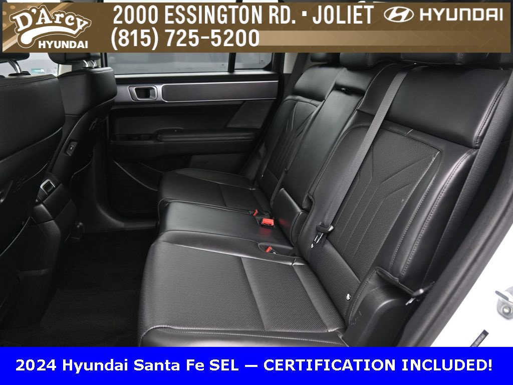 Used 2024 Hyundai Santa Fe SEL image 11