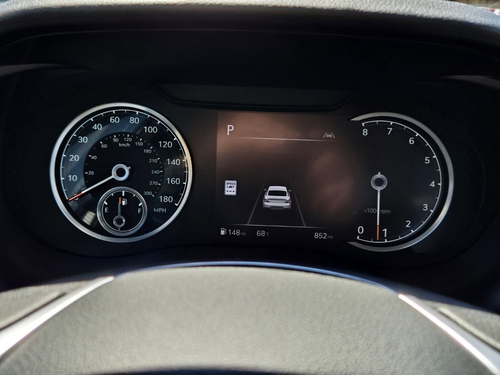 Used 2026 Genesis G70 2.5T RWD image 25