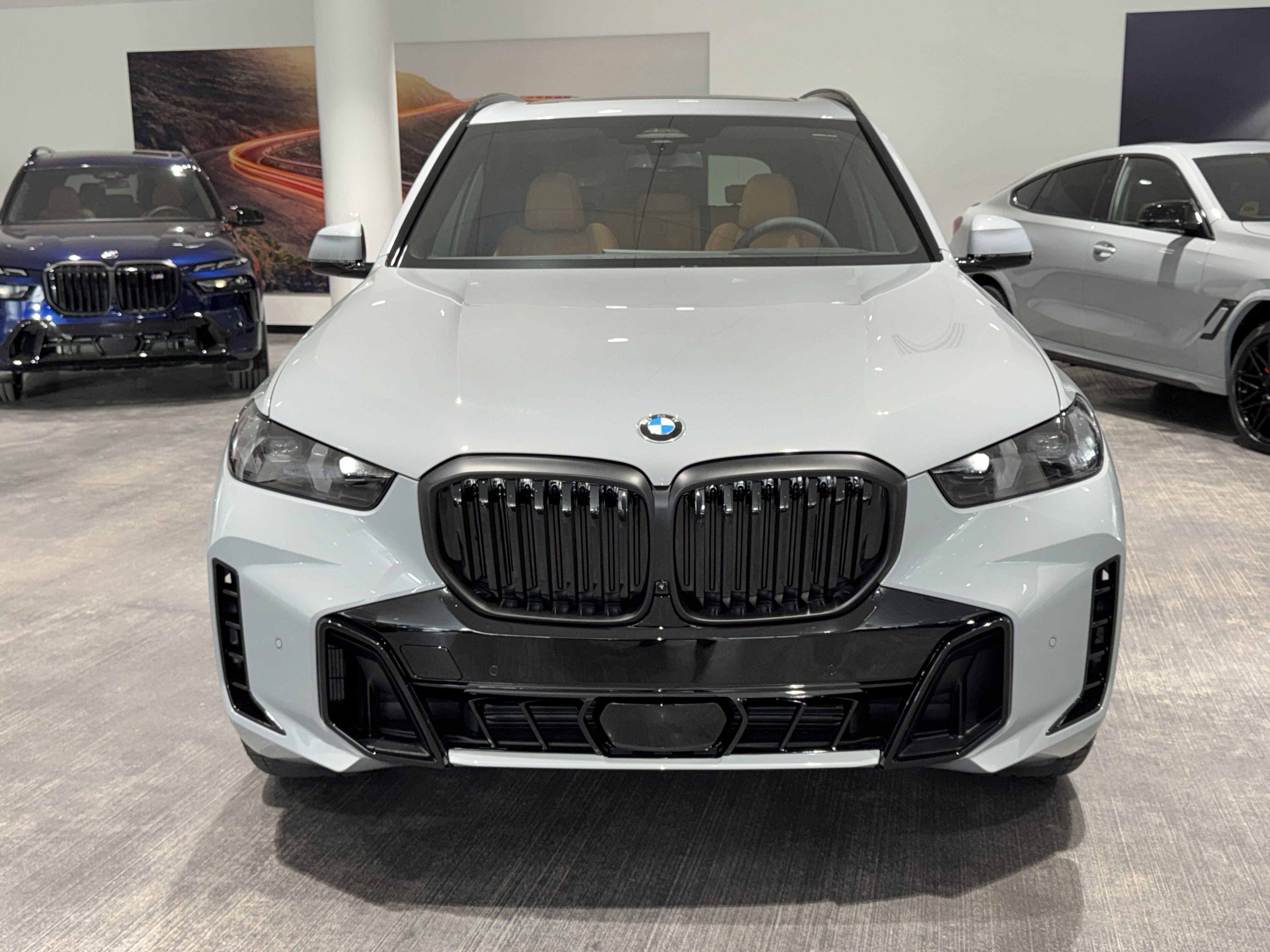 New 2026 BMW X5 sDrive40i w/ M Sport Package image 2