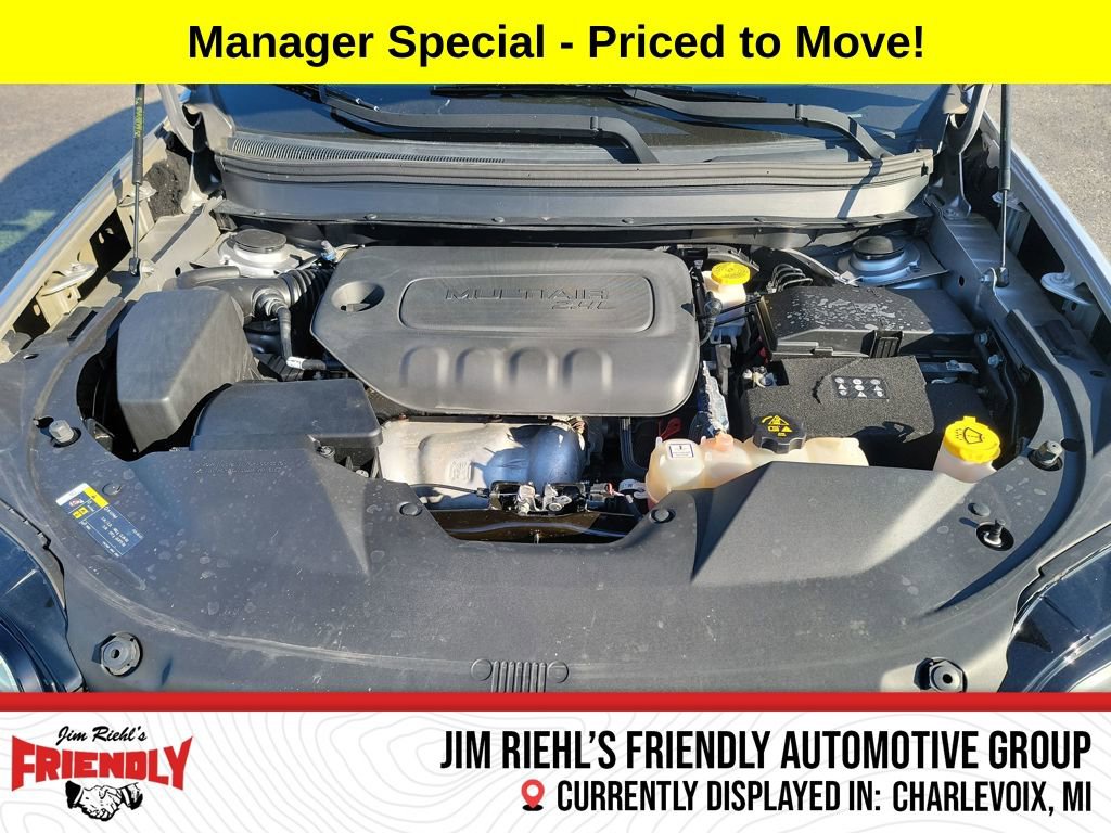 Used 2019 Jeep Cherokee Latitude w/ Popular Appearance Group image 23