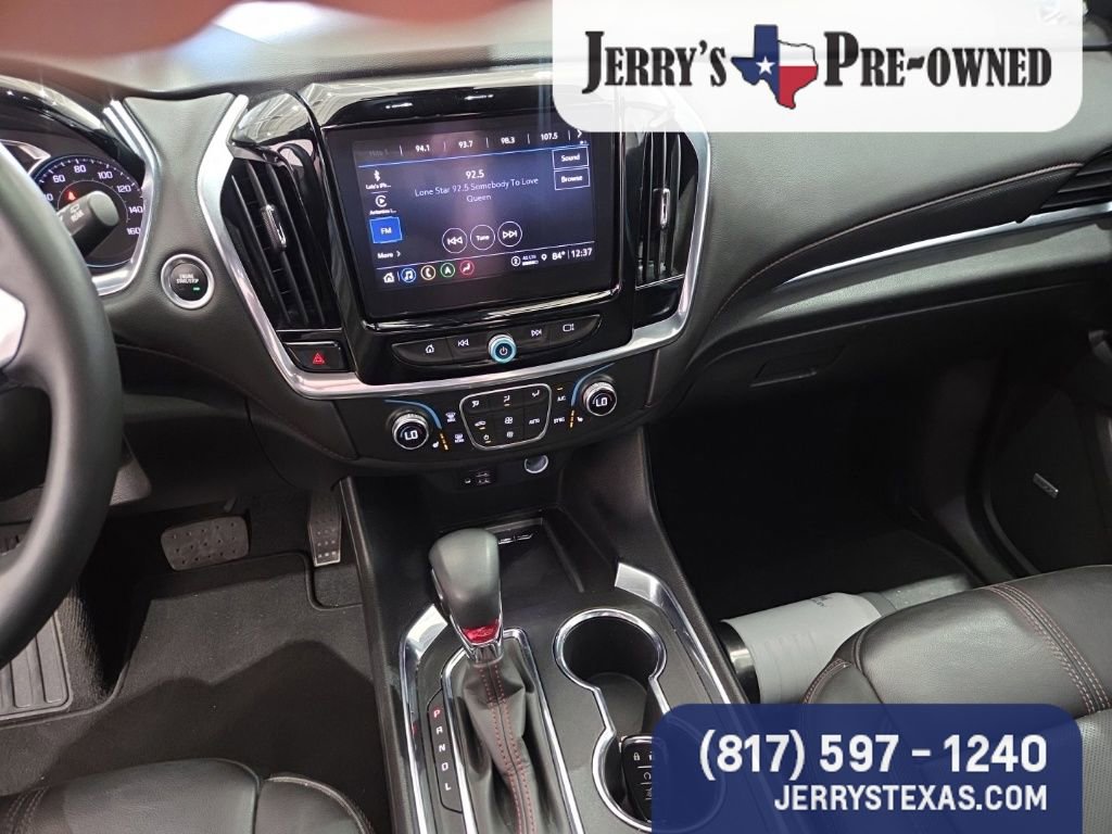 Used 2023 Chevrolet Traverse RS FWD image 9