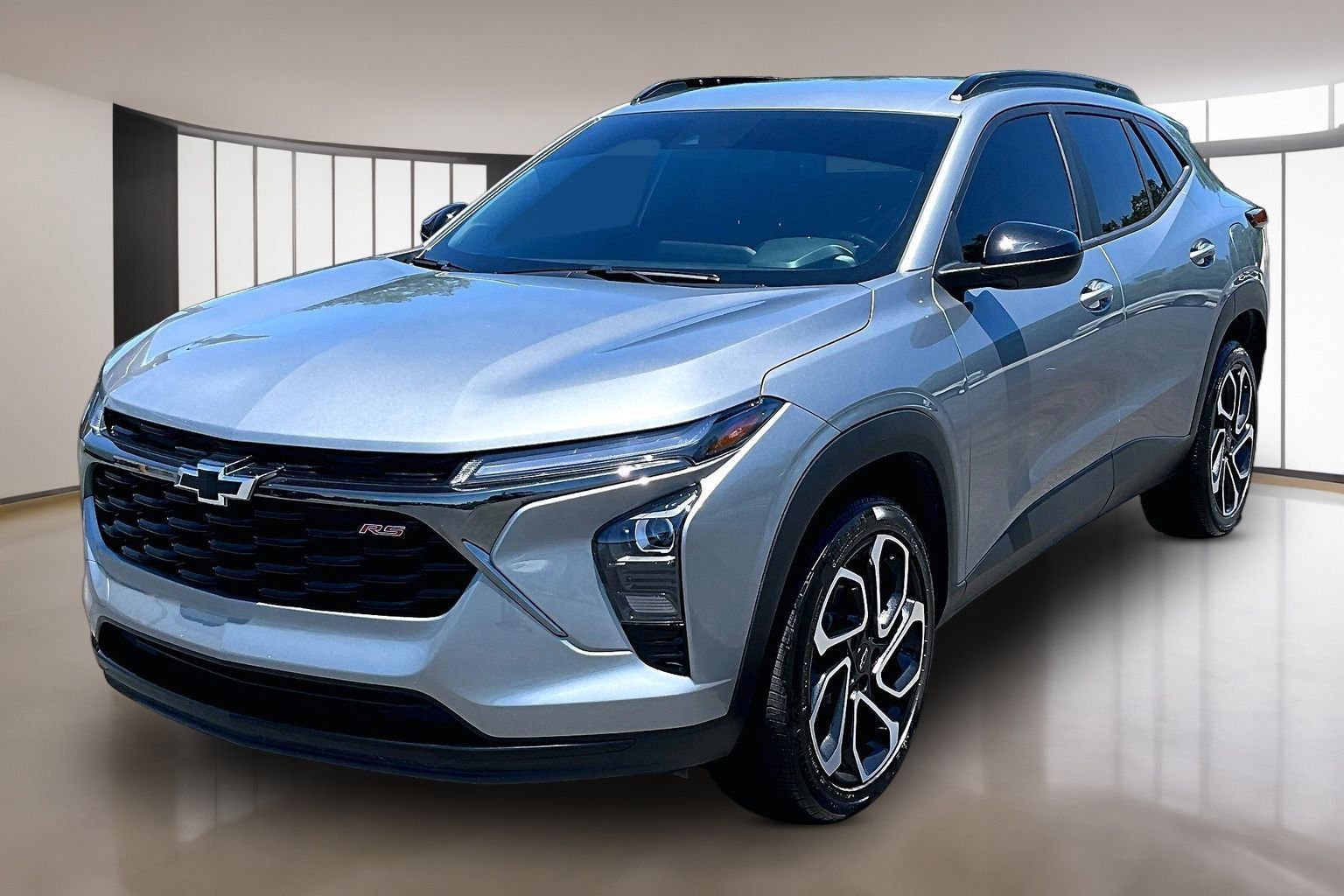 Used 2025 Chevrolet Trax RS FWD image 3