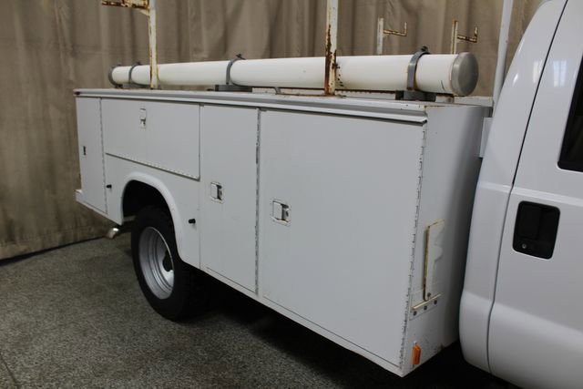 Used 2002 Ford F550 XL image 7