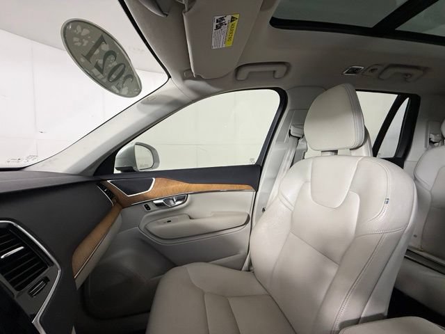 Used 2021 Volvo XC90 T6 Momentum w/ Advanced Package AWD/4WD image 18