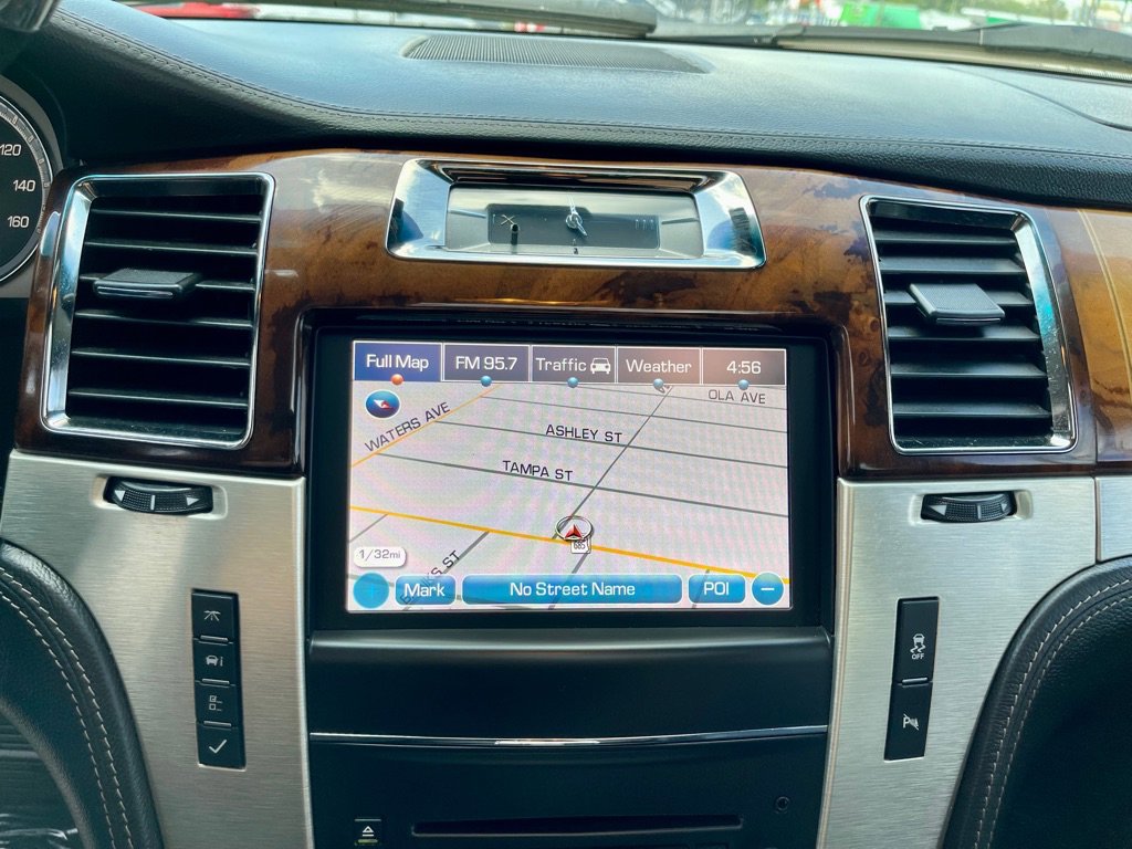 Used 2014 Cadillac Escalade ESV Platinum image 15