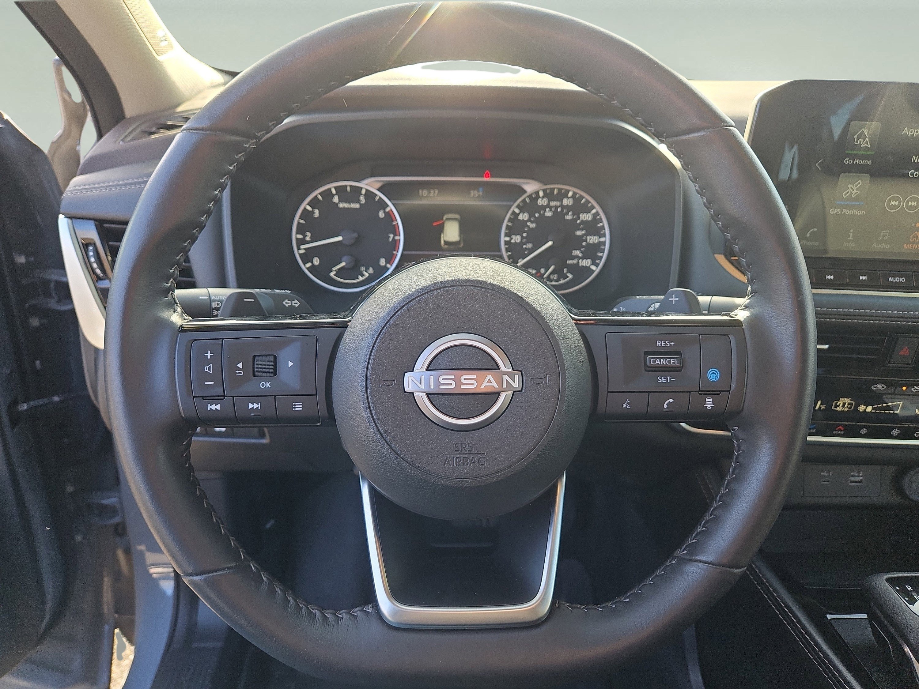 Used 2023 Nissan Rogue SL w/ SL Premium Package image 24