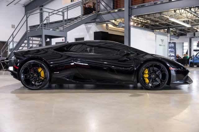 Used 2015 Lamborghini Huracan LP 610-4 image 8