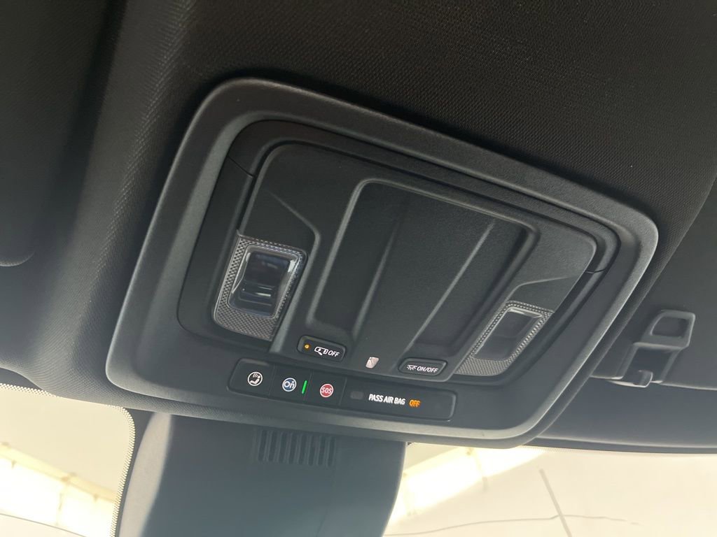 Used 2025 GMC Sierra 1500 AT4 image 75