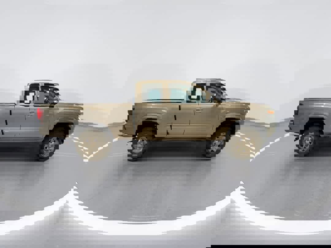 Certified 2018 Toyota Tacoma SR image 9