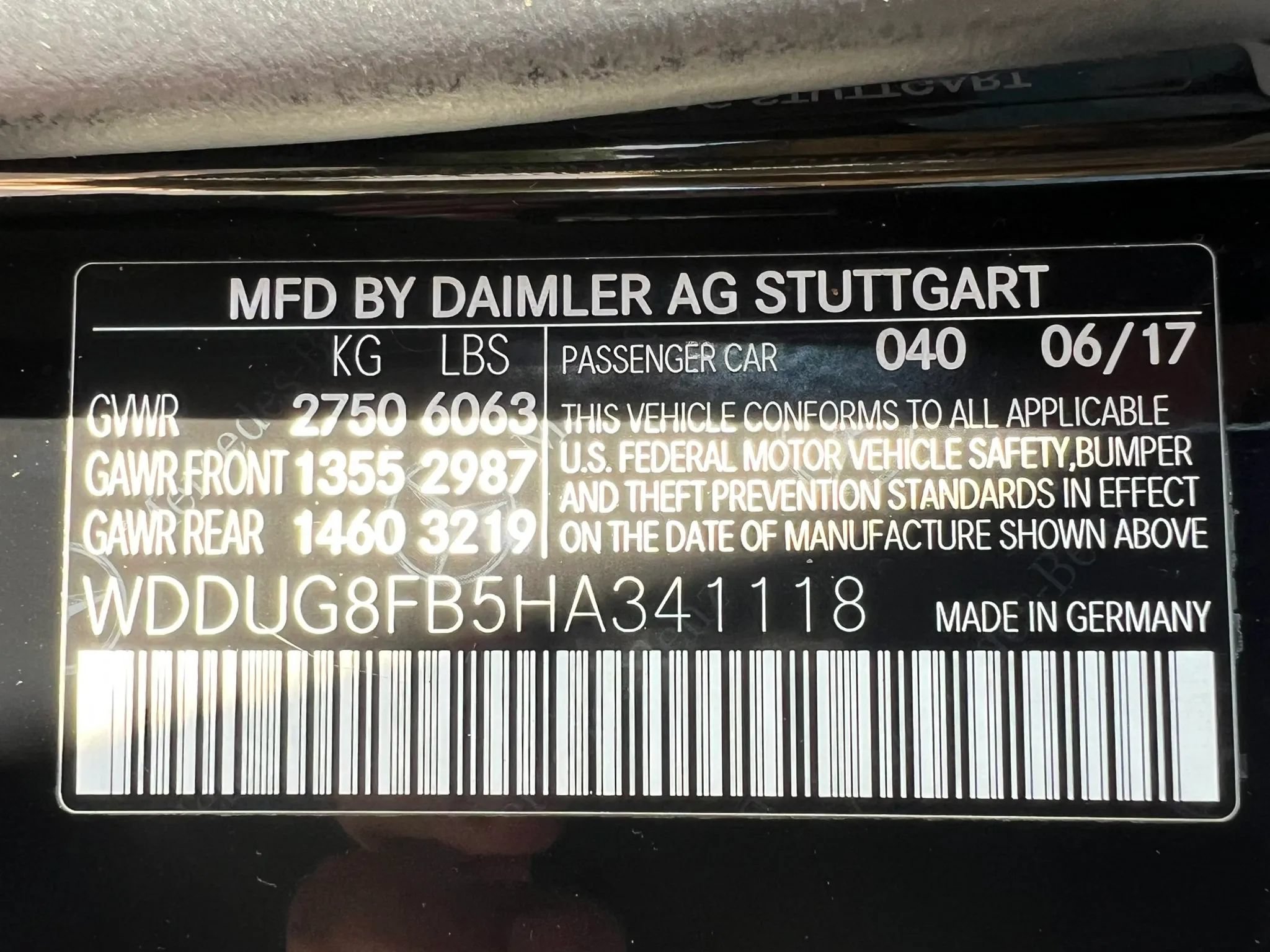 Used 2017 Mercedes-Benz S 550 4MATIC Sedan w/ Premium Package image 49