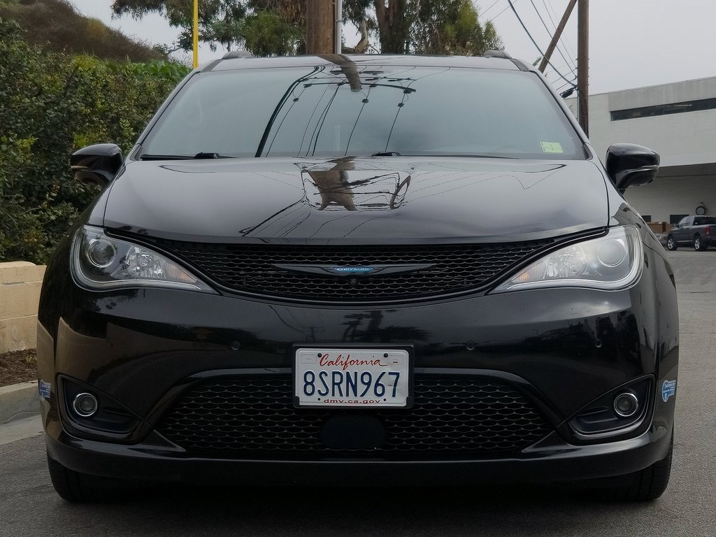 Used 2020 Chrysler Pacifica Limited w/ Advanced Safetytec Group image 27