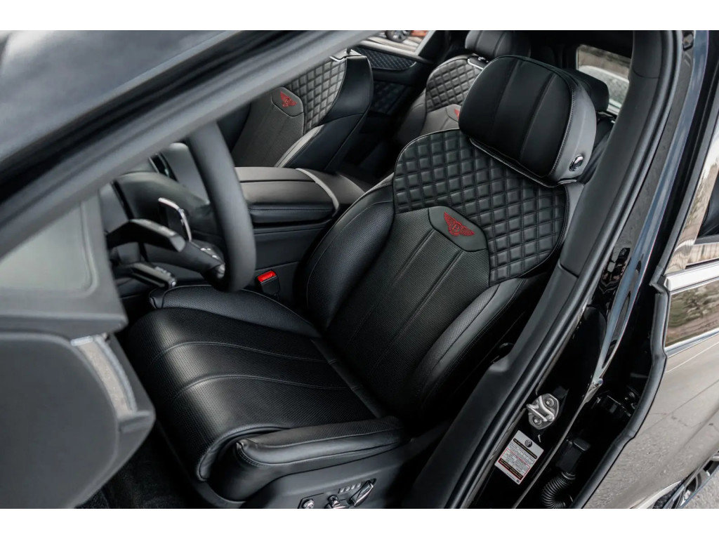 Used 2022 Bentley Bentayga image 26