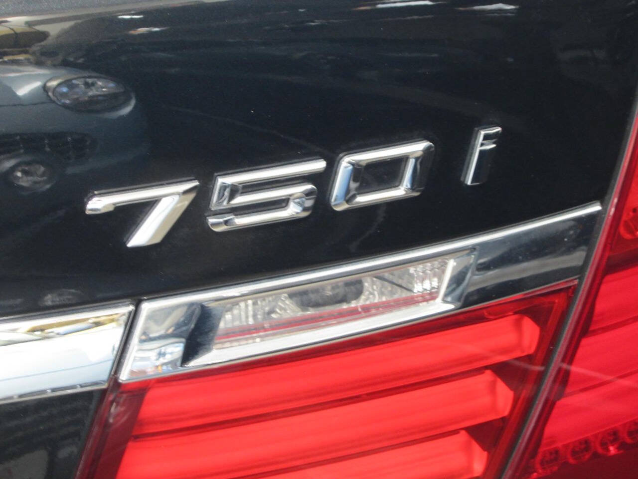 Used 2013 BMW 750i RWD image 37