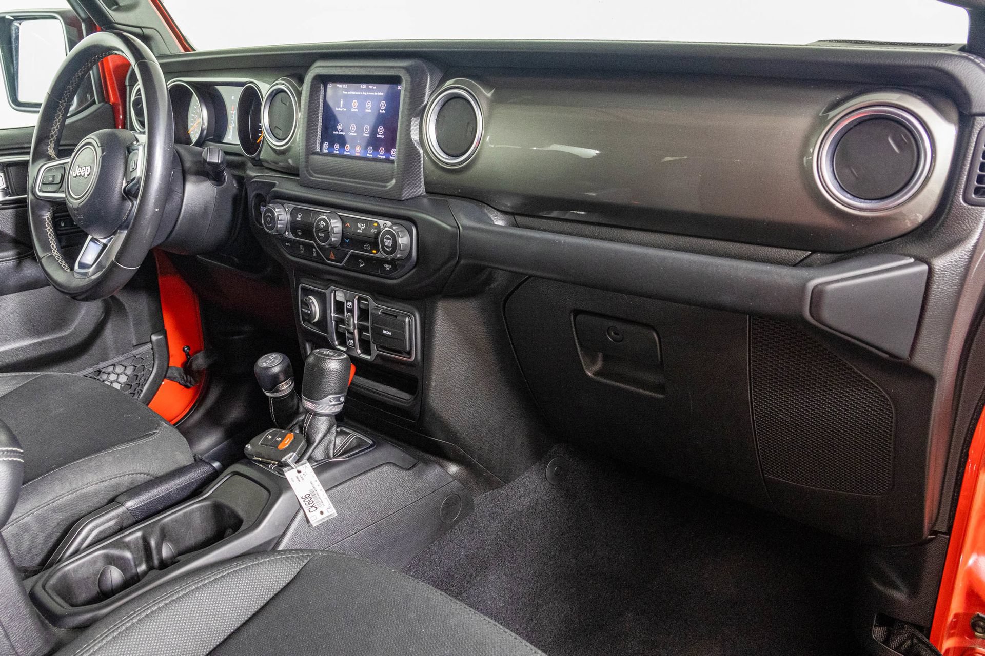 Used 2019 Jeep Wrangler Unlimited Sahara AWD/4WD image 44