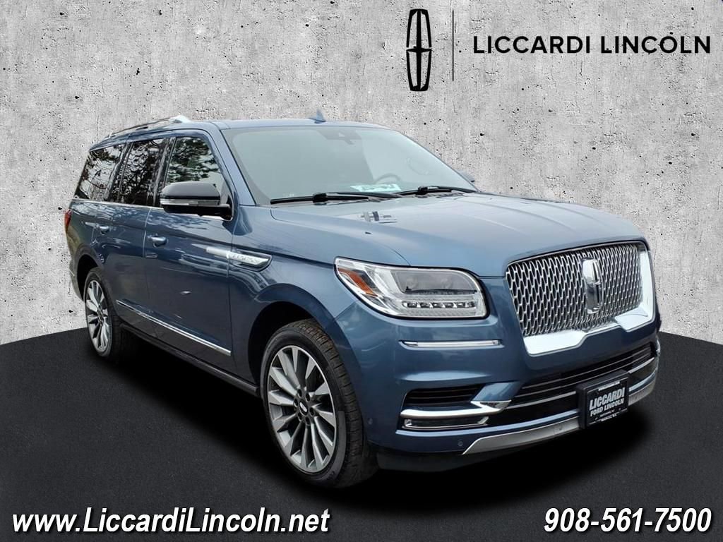 Used 2020 Lincoln Navigator Reserve image 1