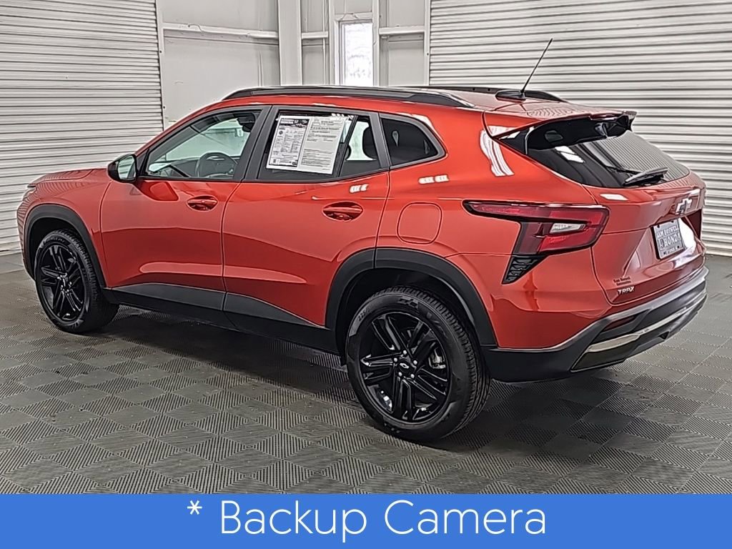 Used 2024 Chevrolet Trax ACTIV w/ Driver Confidence Package image 6