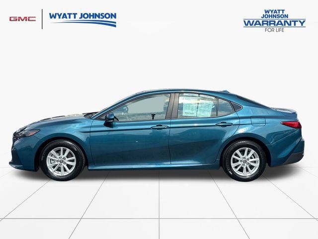 Used 2025 Toyota Camry LE w/ Convenience Package FWD image 2