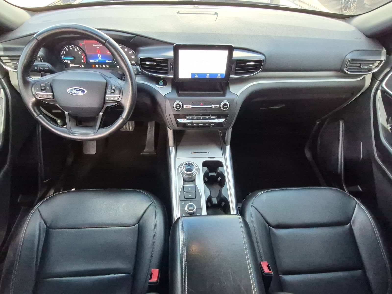 Used 2020 Ford Explorer XLT w/ Equipment Group 202A AWD/4WD image 16