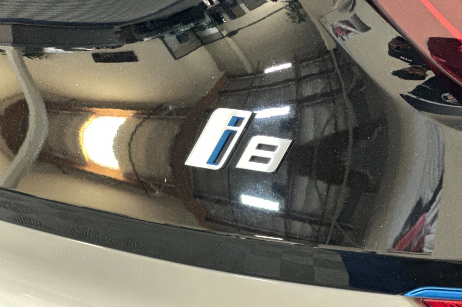 Used 2020 BMW i8 Coupe image 54