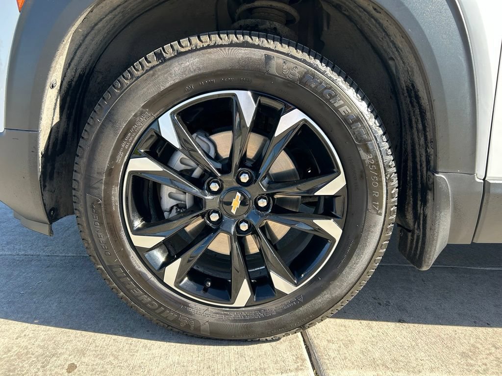 Used 2022 Chevrolet TrailBlazer LT AWD/4WD image 31