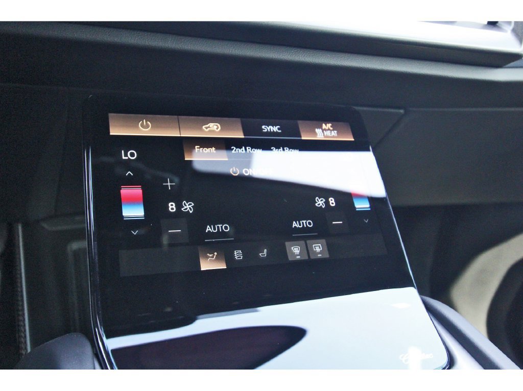 New 2027 Cadillac Vistiq Luxury AWD/4WD image 20