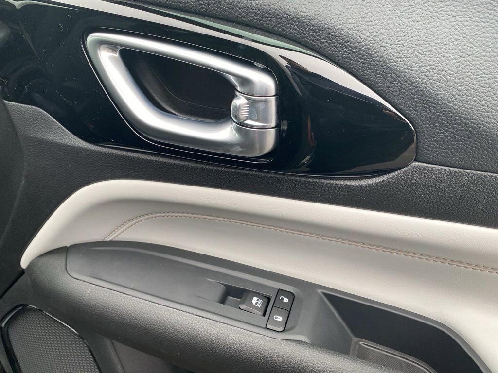 New 2026 Jeep Compass Limited image 13