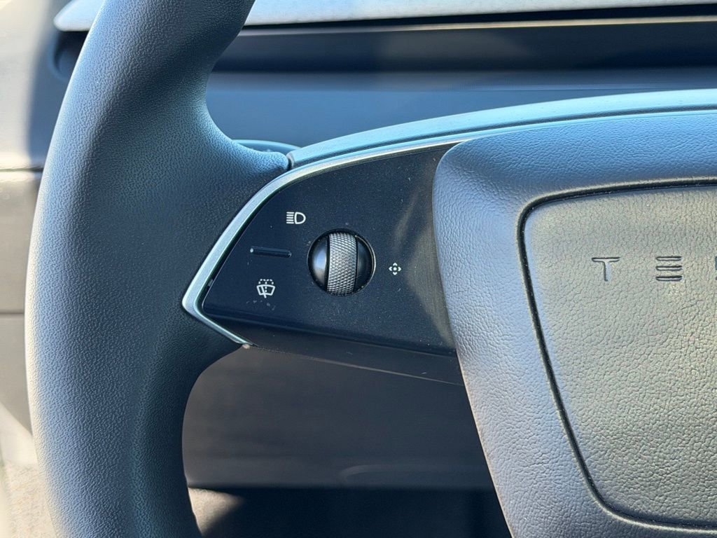 Used 2026 Tesla Model Y Long Range image 22