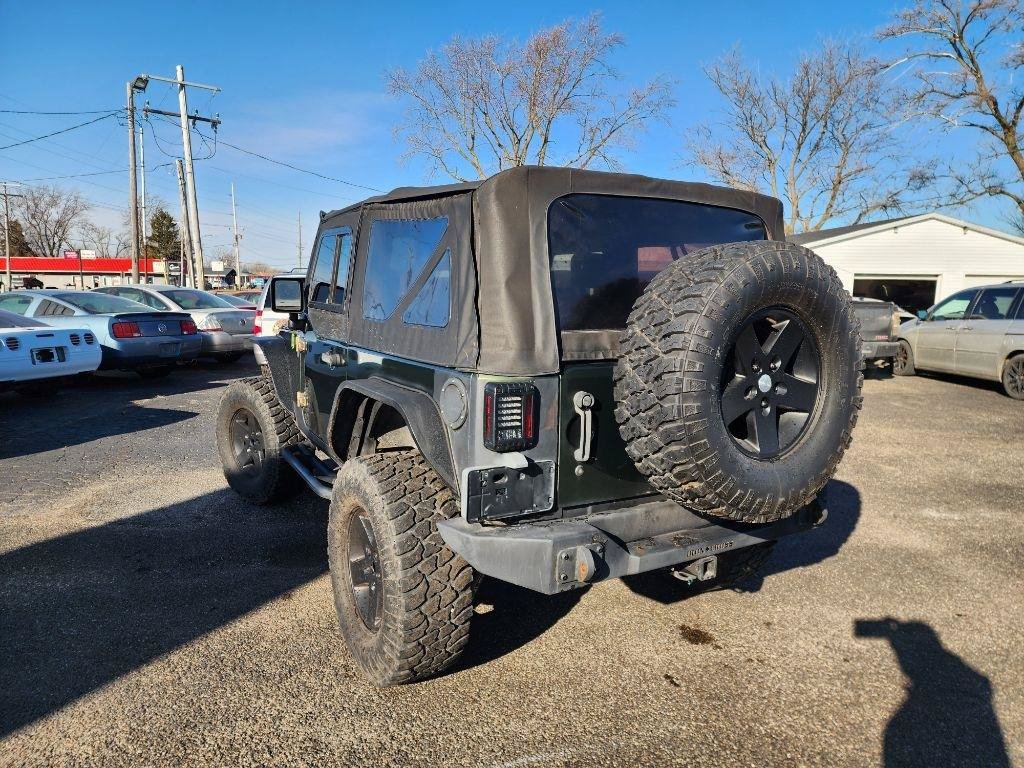 Used 2007 Jeep Wrangler Sahara AWD/4WD image 7