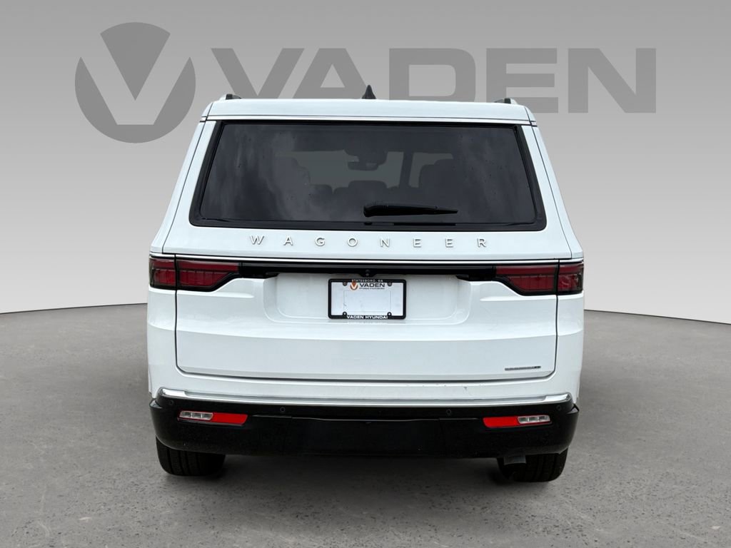 Used 2024 Jeep Wagoneer Series II w/ Flexible Seating Group image 21